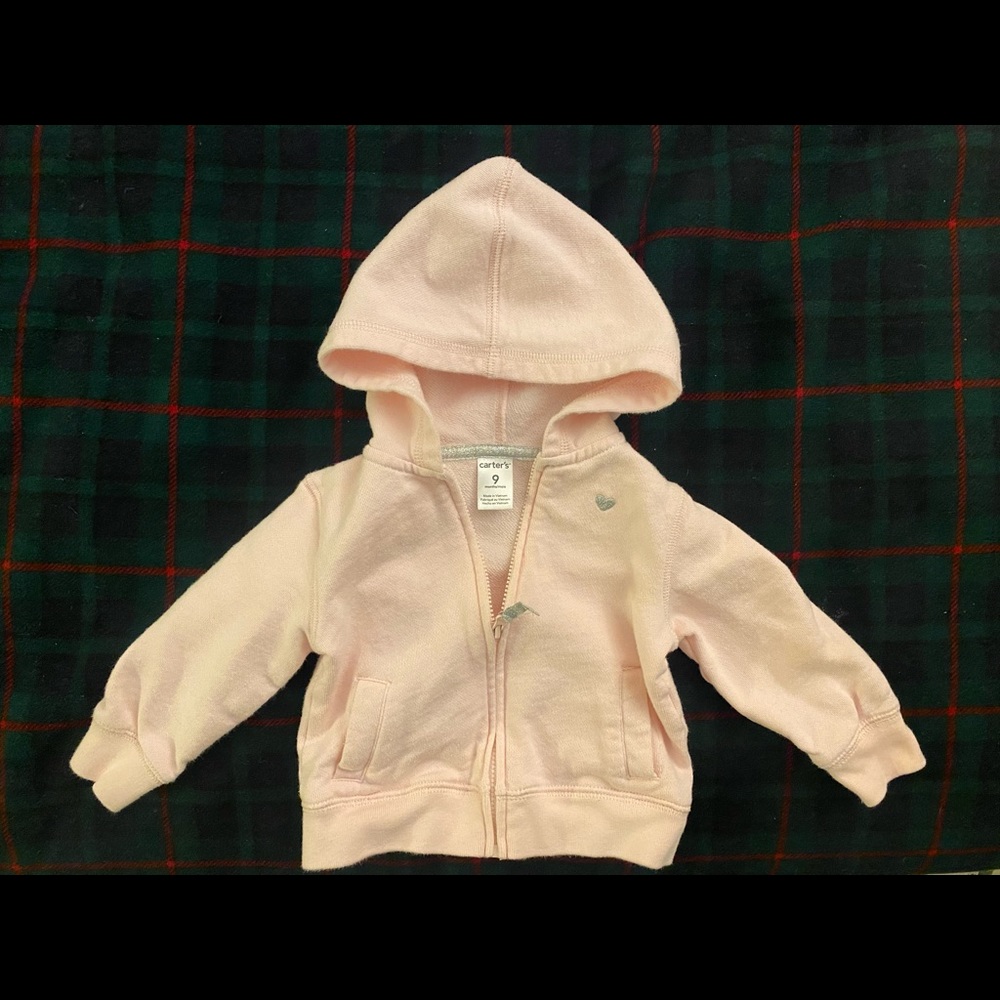 Carter’s 9mo sweatshirt
